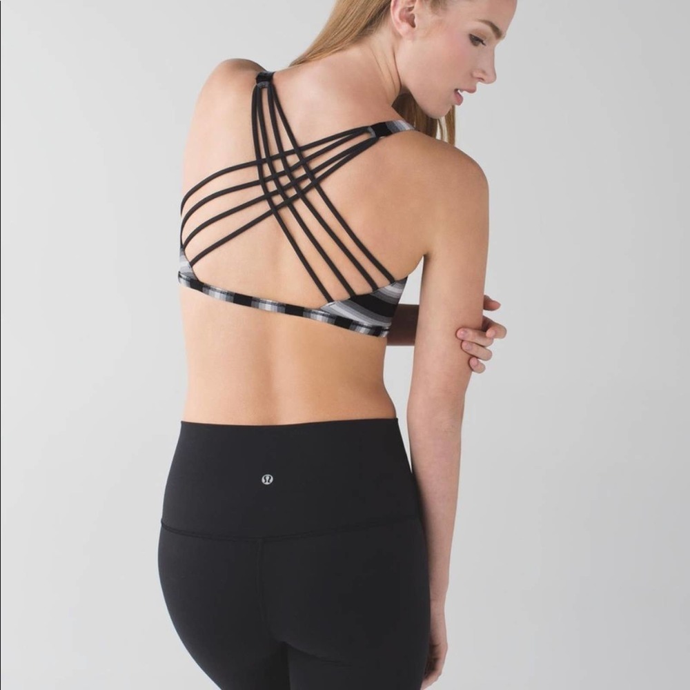 Lululemon free to be wild *wild - Capilano 4